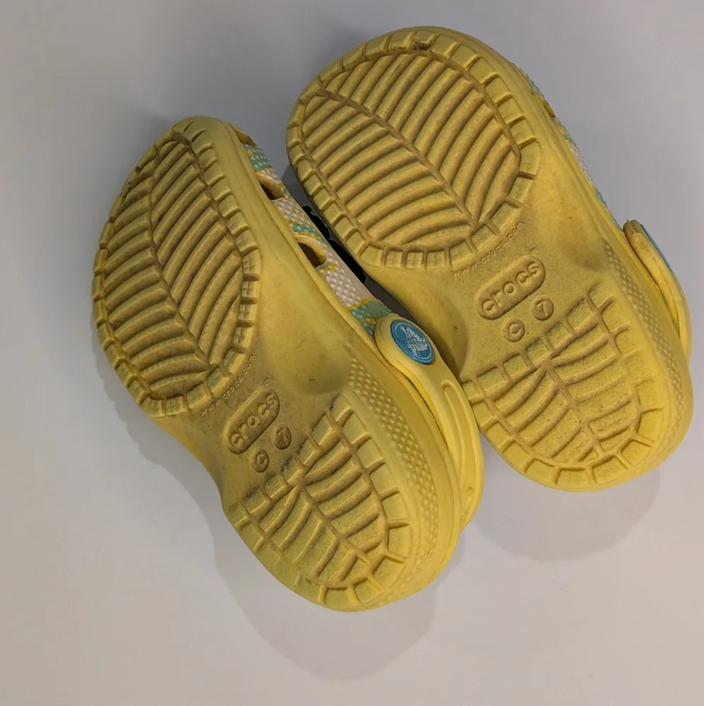 🐊 Crocs x Party Animals Special Edition Clogs — Toddler Size 7